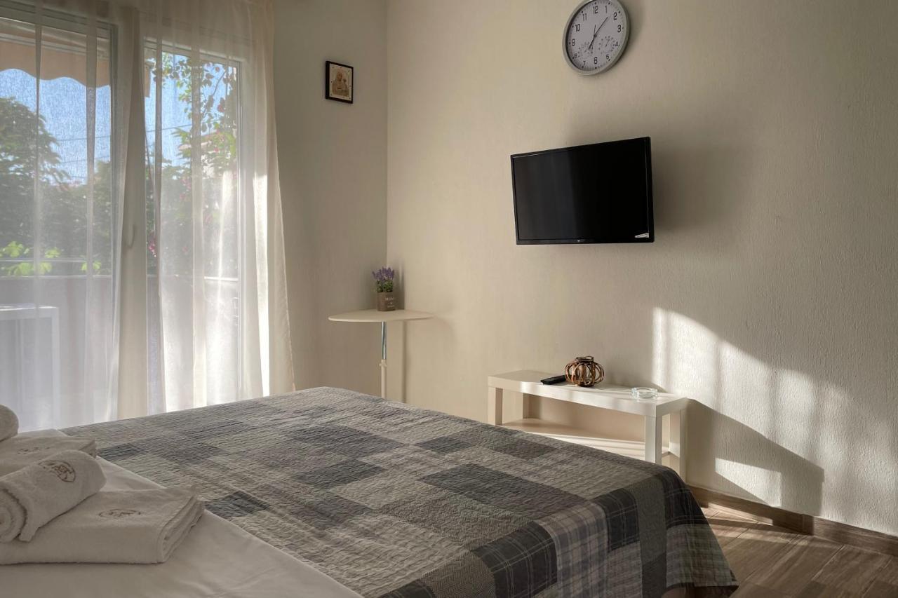 Royals Apartments Nikiti  Bagian luar foto