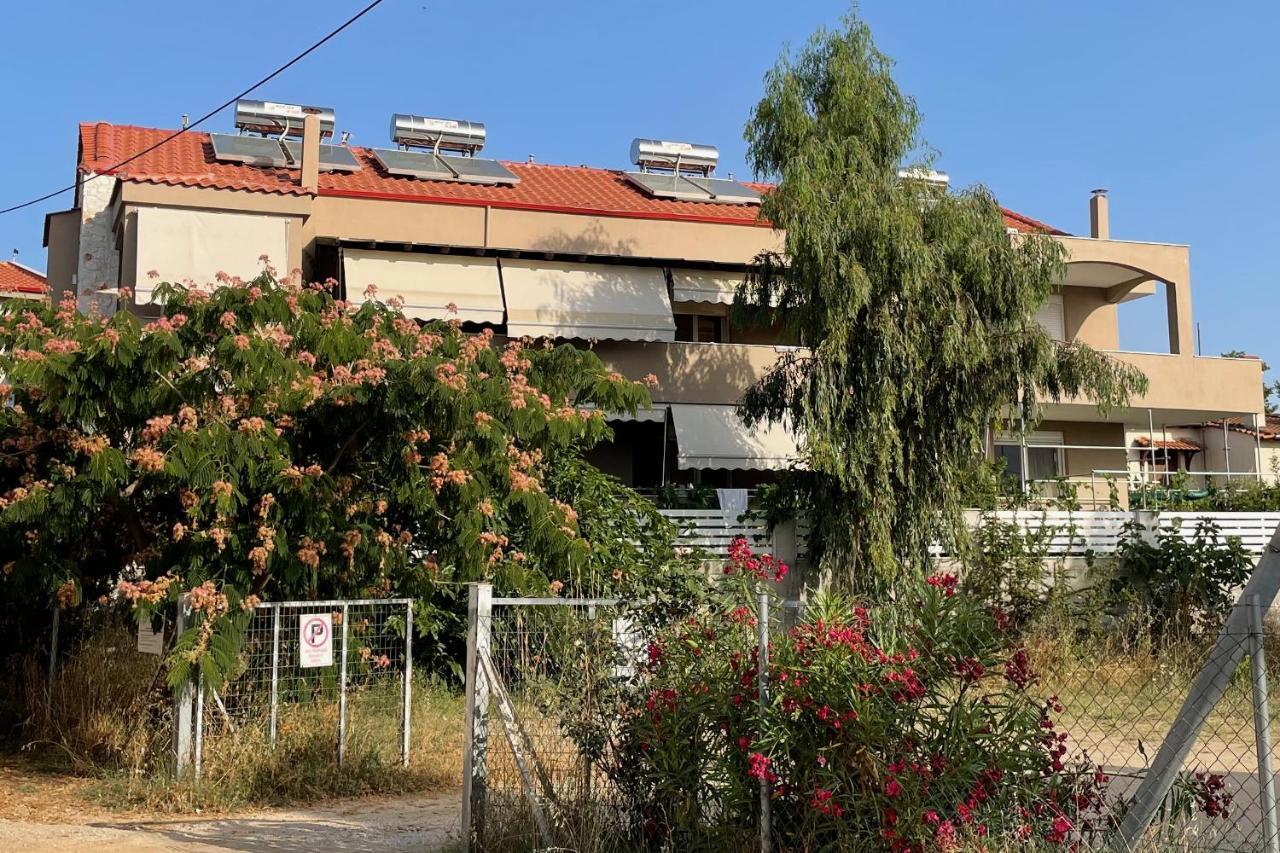 Royals Apartments Nikiti  Bagian luar foto