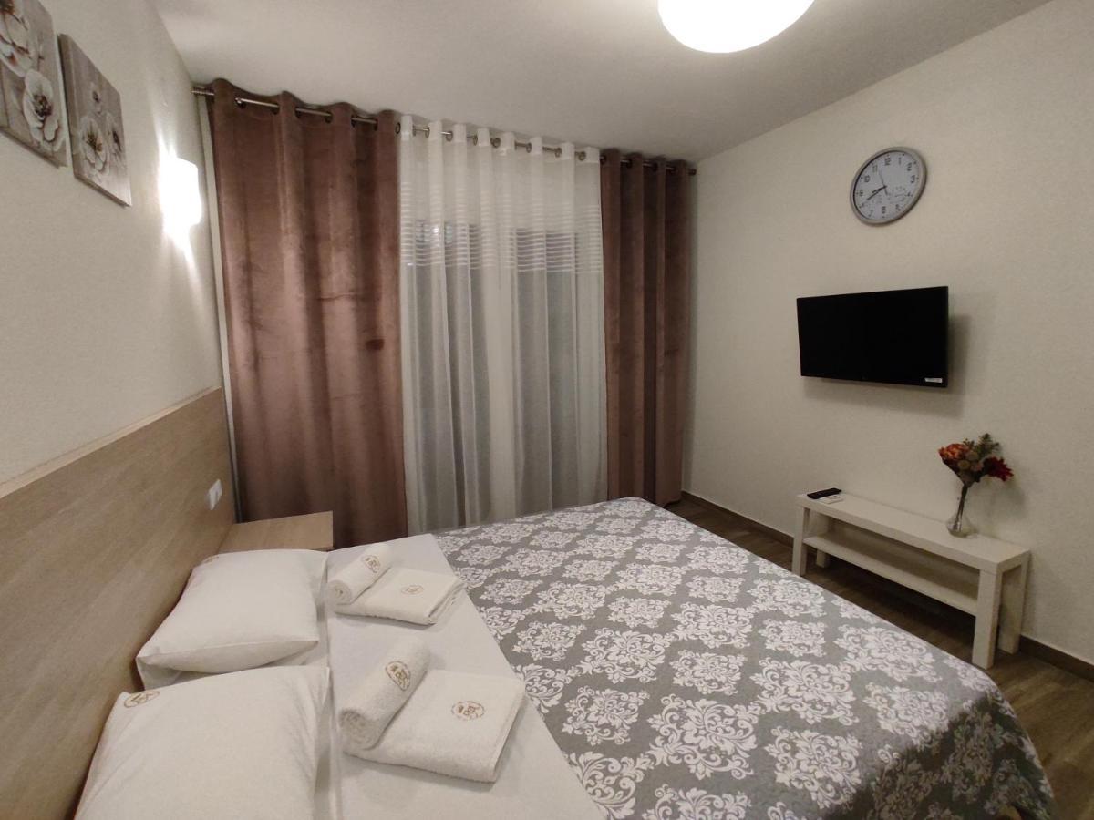 Royals Apartments Nikiti  Bagian luar foto
