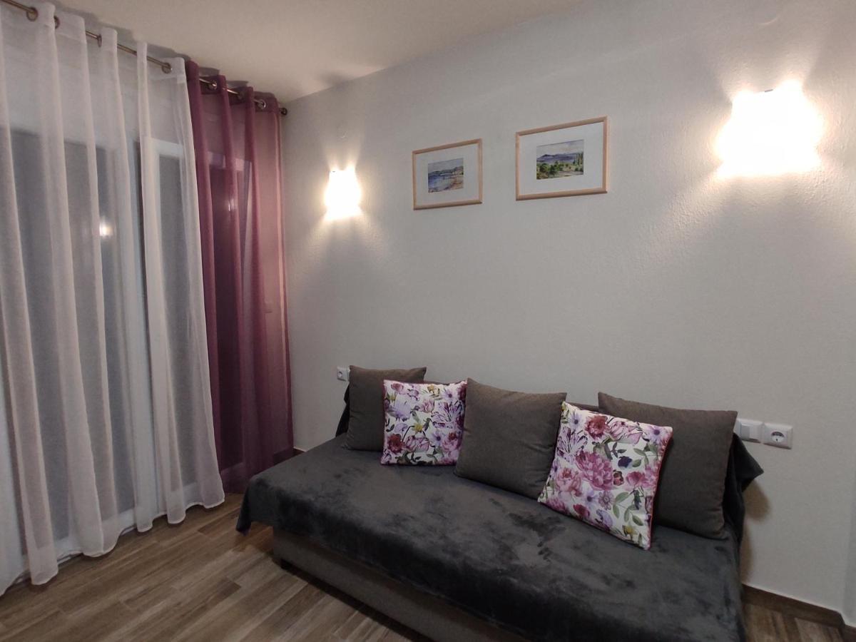 Royals Apartments Nikiti  Bagian luar foto