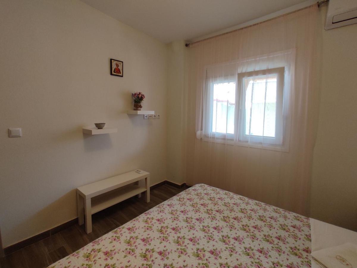 Royals Apartments Nikiti  Bagian luar foto